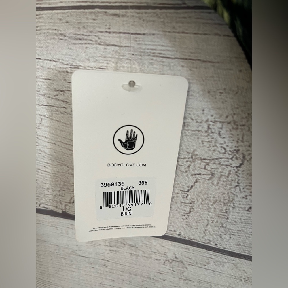 Body Glove | NWT Black and Floral Bikini - Picture 5 of 5